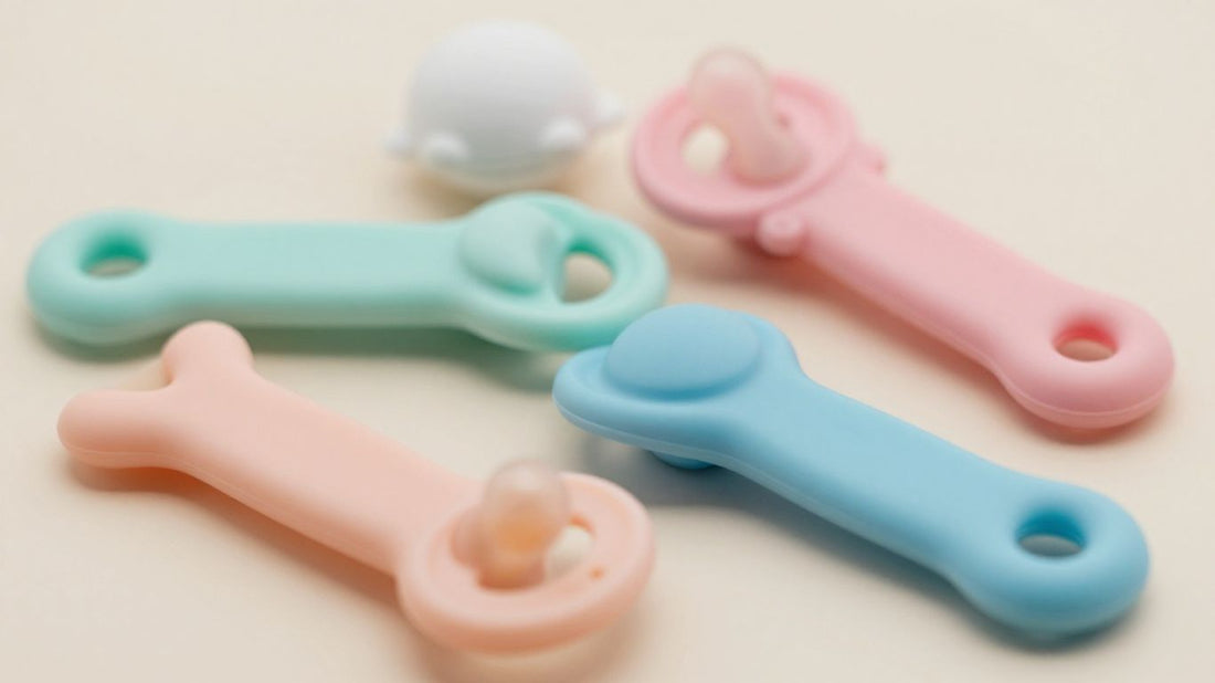 Chupetes de silicona de colores pastel para bebé.